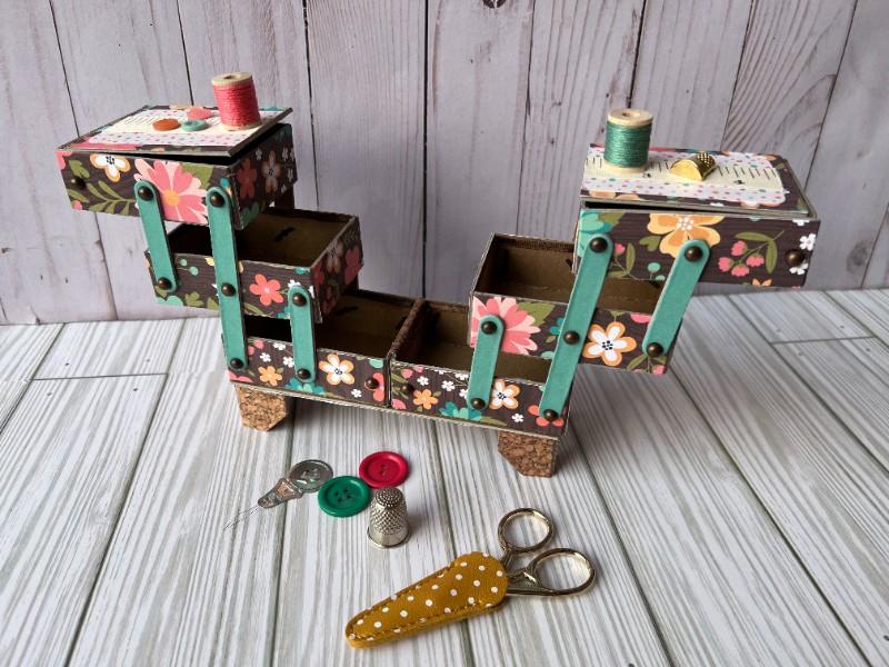 Feb.-Lolly-Photo-8-Cantilever-box-CBDT_edited