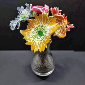 Grafix Shrinkable Flower Bouquet